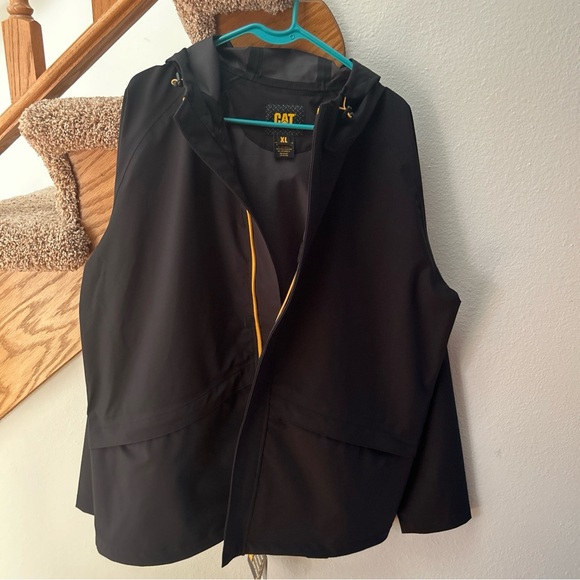 NWT XL Caterpillar Jacket Mens CAT Waterproof  Essential Rain Jacket 1310150 - Picture 16 of 16